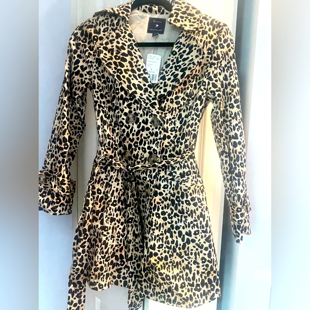 NWT - Forever 21 leopard print trench coat in cream and brown - size small